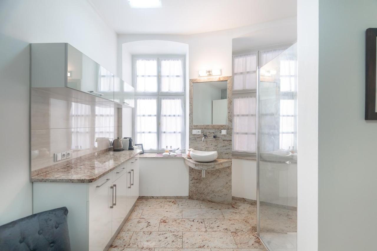 Quiet Apartment In The Heart Of Old Town Centre Praga Exterior foto